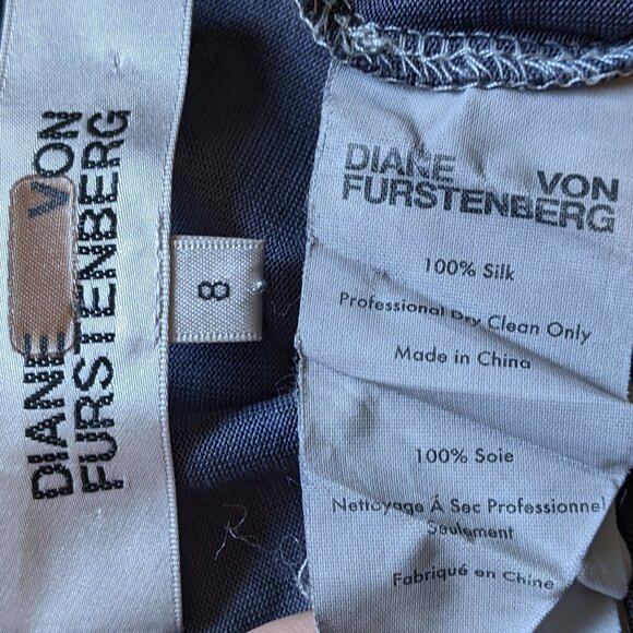 Elegant Navy Blue Polka Dot Dress - Picture 4 of 7